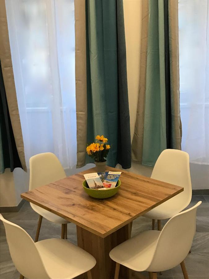 Saralo Apartments 1050 Відень Екстер'єр фото
